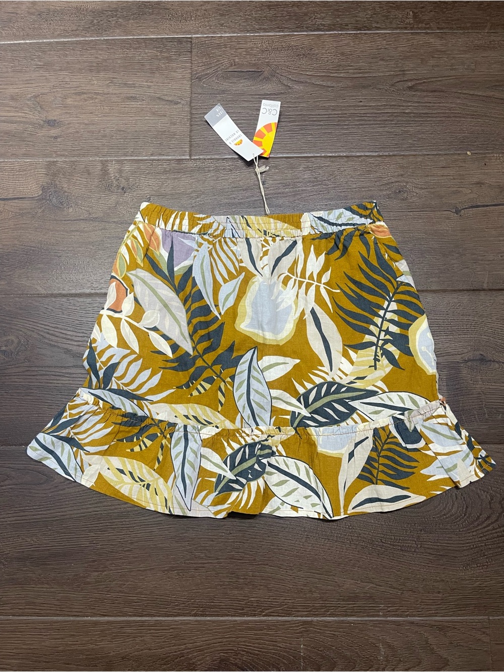 C&C California Tropical Leaf linen Ruffle Mini Skirt